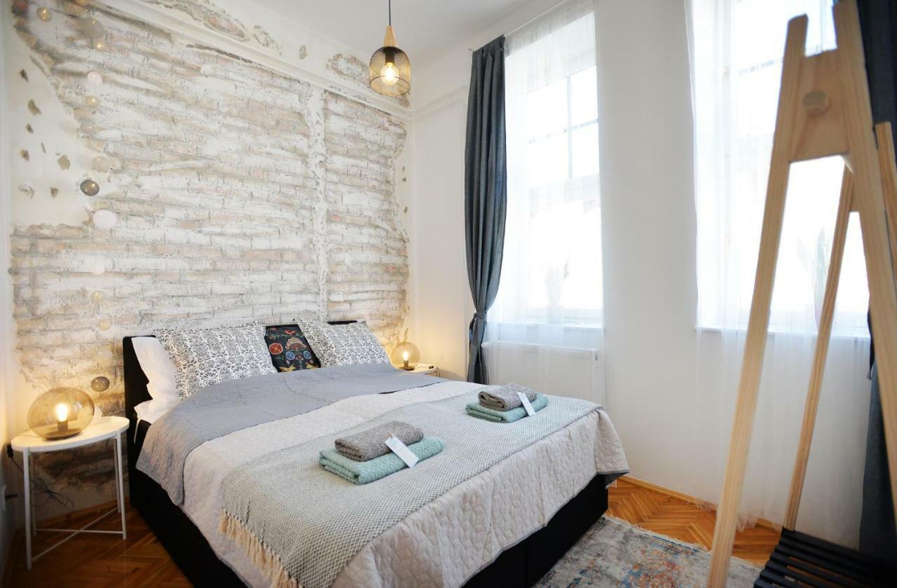 Villa Inda Rooms Έγκερ Εξωτερικό φωτογραφία